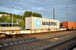 Containerwagen 37 80 4576 321-6 TEN D-AAEC Sggnss s186 mit 40 ft Container Maersk in Amstetten am 11.09.2022.