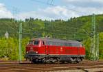 Bedingt durch Defekts und Hauptuntersuchungen an den eigenen MaK On Rail DH 1004 Loks der WEBA hat die Westerwaldbahn zurzeit die schöne altrote 215 086-0 (eigentlich 225 086-8) von der RE -