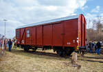 Zweiachsiger Güterzuggepäckwagen mit Bremserbühne 40 80 950 6 171-4 D-EFSK der Gattung (U) Dghs (ex Pwghs54), der Eisenbahnfreunde Treysa e.V., ausgestellt am 24.03.2018 beim