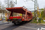 Mal ein anderes Bild eines Laaers 560 Wagens: Leerer vierachsiger (2 x zweiachsiger) Doppelstock-Autotransportwagen 25 80 4371 182-3 D-ATG der Gattung Laaers 560.1 (BA 5.854) der DB Cargo Logistics