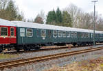   Der 1./2.Klasse Personenwagen mit Dienst- und Gepäckabteil D-EFSK 56 80 81-40 003-4 ABDn der Eisenbahnfreunde Treysa e.V., ex CFL 2184, hier am 03.02.2018 im Zugverband im Bahnhof Hachenburg.