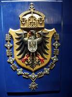 Wappen auf Seite vom Salonwagen Kaiser Wilhelm II im Deutschen Technik Museum Berlin am 06.10.2016.