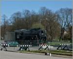 Die russische Dampflokomotive L-2317 steht als Denkmal in Tallinn.