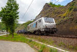 
Die für die HSL Logistik GmbH fahrende Akiem 37025 (91 87 0037 025-0 F-AKIEM), ex FRET 4 37025, fährt am 30.04.2018 mit einem Güterzug durch Kobern-Gondorf in Richtung Koblenz. 

Die Mehrsystemlok Alstom Prima EL3U/4 wurde 2004 unter der Fabriknummer FRET T 024 von Alstom gebaut und an die Fret SNCF geliefert. 