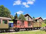 Unscheinbar und doch historisch sind diese beiden ex-SBB K2 Güterwagen.