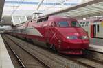 Wegen Bauarbeiten an die Neubaustrecke Bruxelles-MidiAntoign wurden die EuroStar (ex-Thalys) Züge zwischen Bruxelles-Midi und Paris Nord über die alte Strecke Bruxelles--MOns--Quevy--St.Quentin--Paris
