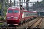 Wegen Bauarbeiten an die Neubaustrecke Bruxelles-MidiAntoign wurden die EuroStar (ex-Thalys) Züge zwischen Bruxelles-Midi und Paris Nord über die alte Strecke Bruxelles--Mons--Quevy--St.Quentin--Paris
