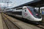 TGV Duplex mit Triebkopf 4701 steht am 19.08.2020, als TGV 2870, im Bahnhof der Stadt Luxemburg zur Abfahrt bereit in Richtung Paris.
