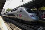 Am 19 September 2011 sonnt sich TGV 4402 in Paris Gare de l' Est.