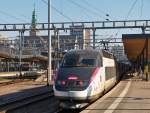 tgv-rseau-tz-501-554-bi-tz-4501-4551-tri/449406/-die-rame-505-sncf-tgv . Die 'Rame' 505 (SNCF TGV Rseau 28009 bicourant) ist soeben in den Bahnhof von Luxembourg eingefahren. 30.08.2015 (Hans)