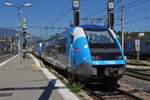 Gezogen von 73619 verlässt Triebzug 73665  am 22.09.2022 den Bahnhof von Chambéry – challes-les-eaux in Richtung Ambérieu.