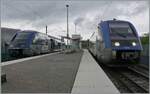 In Meroux kreuzen sich der aus Delle kommende der SNCF Coradia A-TER X 73756  Baleine  als TER 8950008 nach Belfort und der Gegenzug, der  SNCF Coradia A-TER X 73755  Baleine  als TER 8950011 von