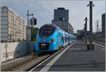 Gefällt mir: die blauen SNCF Z 31500 Coradia Polyvalent régional tricourant, hier in Form des Z 31541 bei der Abfahrt in Lancy Pont Rouge in Richtung Annemasse.