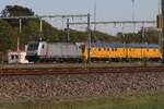 Am 7 Oktober 2026 steht RFO 186 003 (ein ex-NS Reizigers TRAXX) mit Messzug in Valburg CUP an der Betuwelinie.