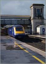 Der First Great Western HST nach Paigton verlässt Exeter St Davids. 
12. Mai 2014