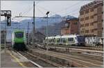 Während auf Gleis 5 in Domodossola ein Trenord ETR 421 von Milano ankommt, steht auf dem Troco ein Trenitalia ME 501  Minuetto  der um 12:45 nach Novara fahren wird.