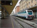 Die FS E 403 005 erreicht mit ihrem Nachtzug IN 798 von Salerno (ab 20.38) p�nkltich ihr Ziel Torino PN (an 9.20).

10. M�rz 2016