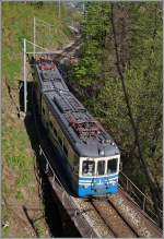 vigezzina-centovallibahn-ssif-und-fart/334843/kurz-nach-trontano-ist-der-ssif Kurz nach Trontano ist der SSIF ABe 6/6 33 'Sempione' ist als 'Locale' 745 Richtung Re unterwegs.
14. April 2014