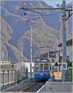 Es tut sich was: der SSIF ABe 6/6 33  Sempione  rangiert in Domodossola Valle Vigezzo.