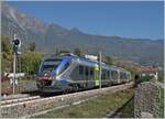 Der FS Trenitalia MD 501 058 verlässt als Regionale 11830 von Aosta nach Ivrea den Banhofvon Châtillon Saint Vincent.