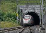 Ein FS Trenitalia ETR 610 verlässt als EC 10150 den 2495 Meter langen Hauensteintunnel bei Läufelfingen.