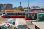 Ein Blick ins Depot der Ferrovia Circumetnea (FCE) in Catania Borgo am Sonntag den 17.07.2022, leider ruht sonntags der ganze Bahnbetrieb der 950 mm Schmalspurbahn.