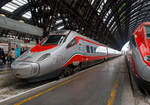 
Ein italienischer ETR 610....
Der FS Trenitalia ETR.610 - 1 am 14.09.2017 in Milano Centrale.