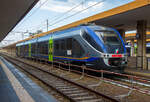 Der Minuetto ME 040 ist als R 5518 nach Bicocca am 19.07.2022 in den Bahnhof Catania Centrale eingefahren, nach ca.
