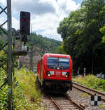 Die 187 123 (91 80 6187 123-5 D-DB) der DB Cargo AG fährt am 16 Juli 2025 mit einem Coilzug (Zug 9921) durch Kirchen (Sieg) in Richtung Siegen. Via Siegen ging der Zug zum Gbf Kreuztal, von dort dann (laut Laufzettel) zum Eichener Walzwerk. Der  ...