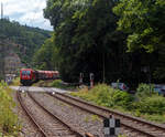 Die 187 123 (91 80 6187 123-5 D-DB) der DB Cargo AG fährt am 16 Juli 2025 mit einem Coilzug (Zug 9921) durch Kirchen (Sieg) in Richtung Siegen. Via Siegen ging der Zug zum Gbf Kreuztal, von dort dann (laut Laufzettel) zum Eichener Walzwerk. Der  ...