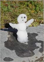 Als Alternative zur Postkarte: Ein von Stefan selbstgebastelter und von mir fotografierter  Schneemann exklusiv für fotococktail-revival mit den herzlichsten Feriengrüssen von:  Stefan und