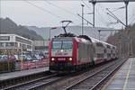 Die CFL 4008 kommt aus Troisvierges in den Bahnhof von Clervaux eingefahren.
