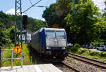 Die 185 502 (91 80 6185 502-2 D-BRLL), ex 185-CL 002 der Beacon Rail Leasing S.� r.l.