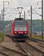 . Die CFL Cargo 4012 erreicht mit der RB 6838 Rodange - Esch-sur-Alzette - Luxembourg den Bahnhof von Belvaux-Soleuvre. 29.04.2015 (Jeanny)