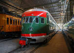 Der zweiteilige Elektrotriebwagenzug Mat '36 – NS 252, am 29 April 2025 im Het Spoorwegmuseum (bis 2005 NSM - Nederlands Spoorwegmuseum / Niederländischen Eisenbahnmuseum) in Utrecht im Bahnhof Maliebaanstation. Ein sehr schönes Eisen ...