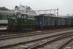Am mottigem  4 Juli 2026 steht NTM-101 mit ein Fotoguterzug in Hoorn w�hrend das Bello-festival der Stoomtram Hoorn-Medemblik. Die 101 ist ein Unikatund einzige �berlebende von sechs Dieselloks f�r der G�terverkehr auf Nebenbahnen ins West-Friesland  ...