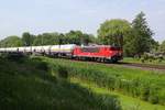 16001800/657562/am-18-mai-2019-passiert-ein Am 18 Mai 2019 passiert ein Gaskesselwagenzug mit 1604 Dordrecht-Bezuydendijk.