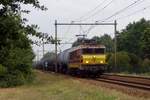 16001800/666337/rrf-4401-schleppt-ein-kesselwagenzug-durch RRF 4401 schleppt ein Kesselwagenzug durch Wijchen am 27 Juli 2019. 