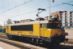 Railion 1608 steht am 5 Juli 2003 in Beverwijk.