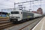 RXP/RADVE 9903 steht mit zwei Kuppelwagen am 1 Augustus 2026 in Amersfoort.