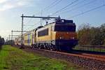 NS 1763 durchfahrt Alverna mit ein DDAR am 2 November 2019. Normalerweise sollen ab Dezember 2019 diese Züge nicht mehr fahren und endet eine Ära von 35 Jahre in die Niederlände.