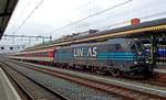 Mit der Alpen-Express 13466 treft Lineas 186 293 am 1 Mrz 2020 in 's-Hertogenbosch ein.