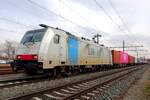 Lineas 186 454 wartet am 16 März 2022 in Blerick auf die Weiterfahrt nach Kijfhoek.