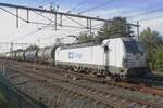 Am 26 Oktober 2022 verlässt CD cargo 193 686 mit ein Kesselwagenzug Nijmegen.
