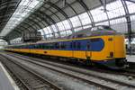 icmm-plan-z-series-40004200-koploper/620498/ns-4219-steht-am-9-juli NS 4219 steht am 9 Juli 2018 in Amsterdam Centraal.
