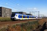 NS 2204 verlässt am 5 November 2020 Tilburg-Reeshof.