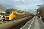 Am 1 Februar 2022 durcheilt NS 9425 Nijmegen-Dukenburg.