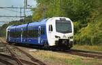 Arriva 554 durcheilt am 19 Augustus 2026 Schin op Geul als Schnellzug aus L�ttich-Guillemins �ber Maastricht und Heerlen nach Aachen. Deswegen wird dieser Dienstauch Drielandentrein (Dreistaatenzug) genannt.