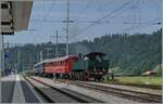 Zum ersten Mal gesehen obwohl die interessante Dampflok schon seit 1893 in Betrieb: die Ed 2x 2/2 196. Die Schweizerischen Centralbahn beschaffte 16 Lokomotiven (in zwei Serien) dieses Typs für denn Güter und Schiebedienst auf der Hausenste ...