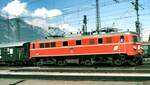 ÖBB 1110.03 mit D-Zug in Innsbruck am 17.08.1978.
